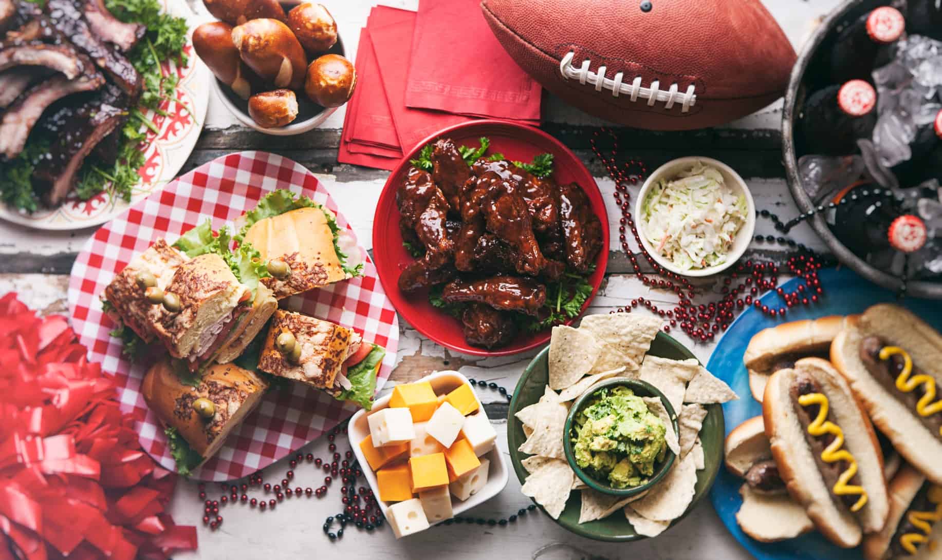How to Plan the Ultimate Fantasy Football Draft Party | Peerspace