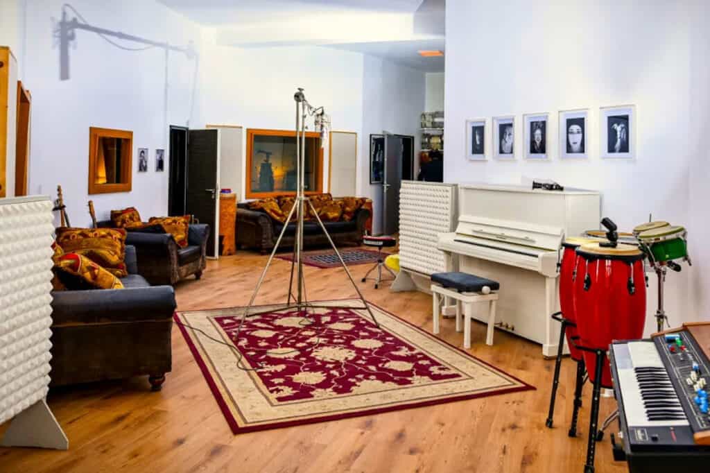 Fully Equipped Recording Studio with Engineer and Studio Musicians