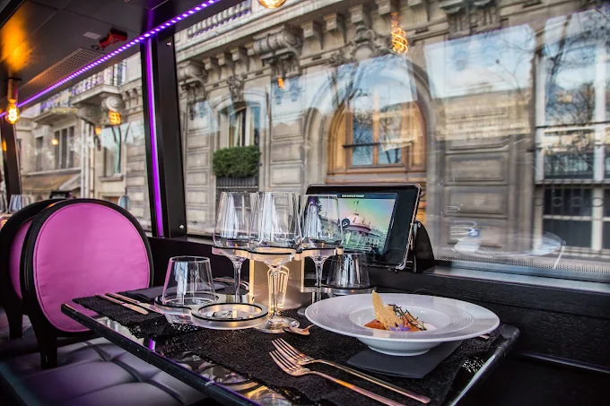 l'expérience gastronomique en bus qui traverse Paris : le bus toqué