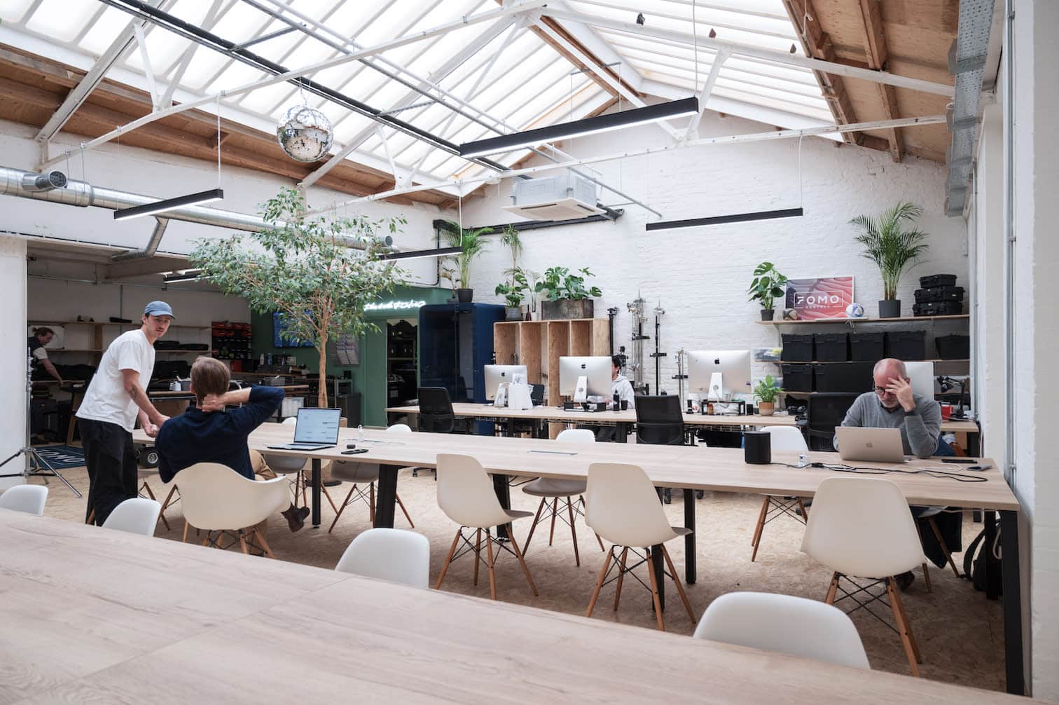 Coworking sur Airbnb : est-ce possible ? On vous répond. (2026) | Peerspace