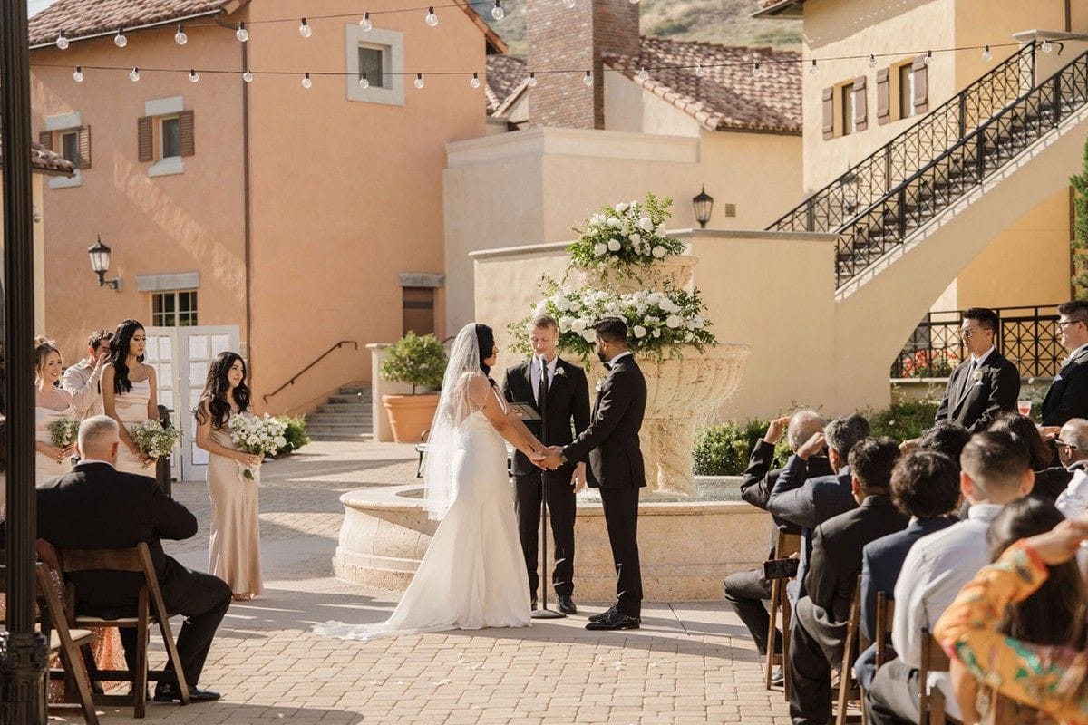 The 5 Best Wedding Planners in Tampa | Peerspace