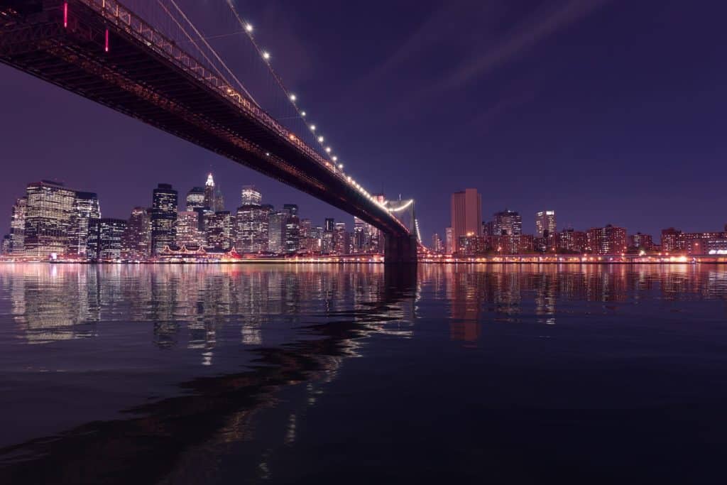 brooklyn bridge nyc skyline