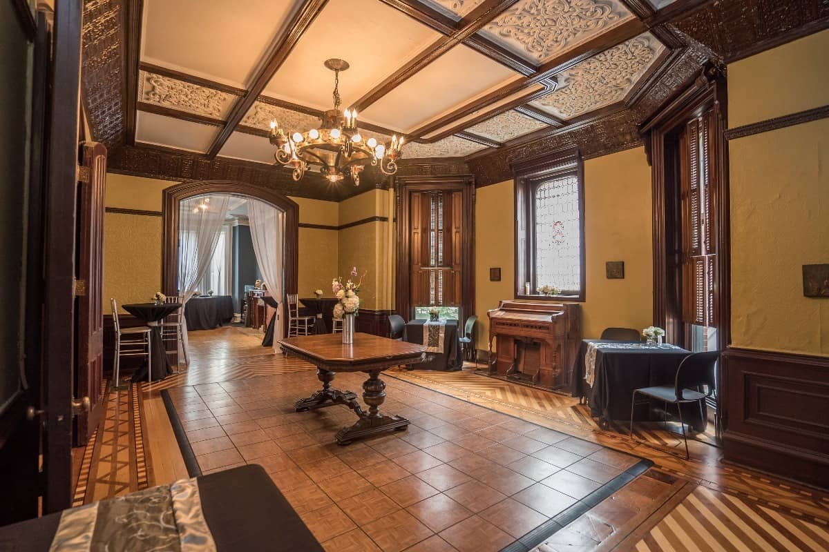 Mansion in South Loop chicago rental