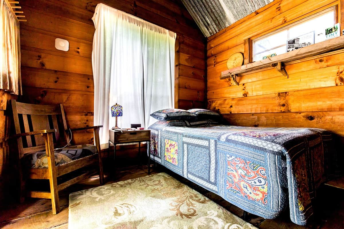 tiny house cabin dallas rental