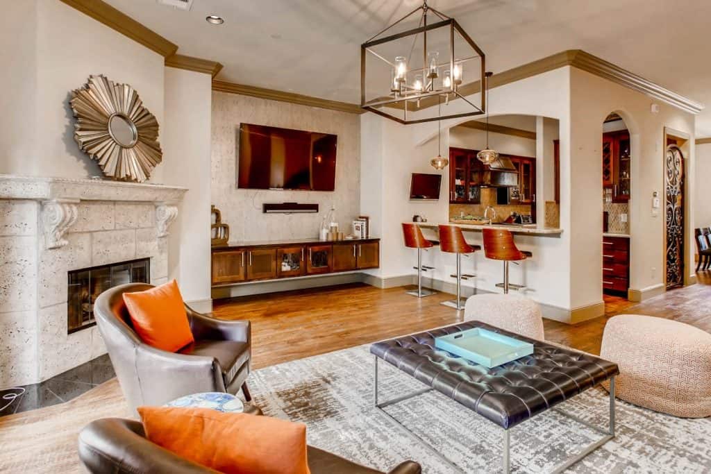 modern mediterranean home rental dallas