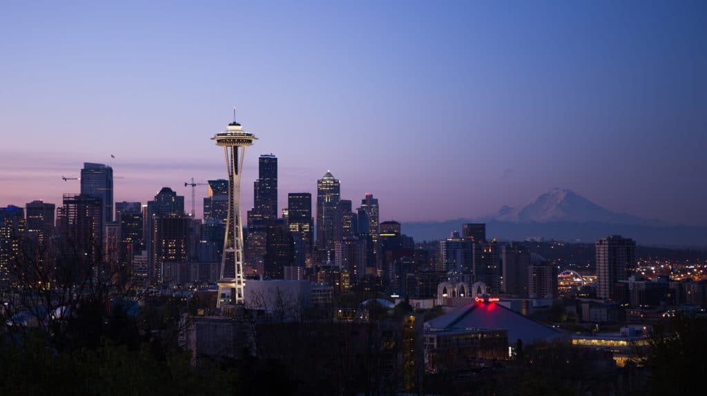 space needle and seattle skyline