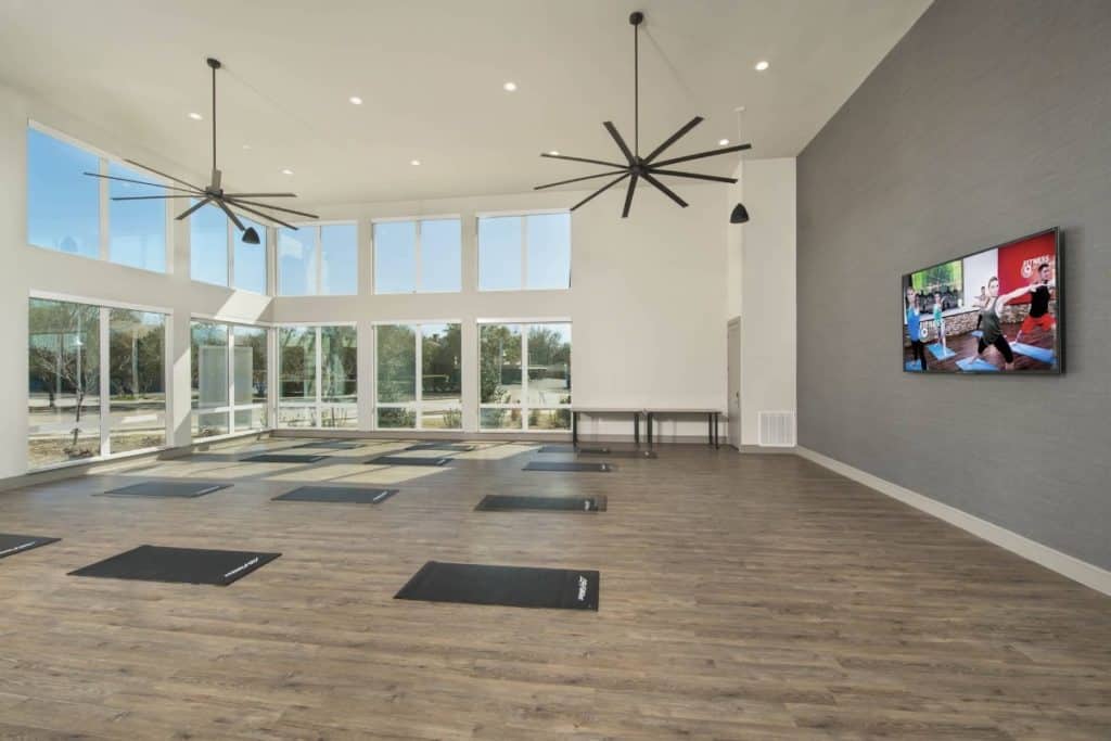 yoga studio rental dallas