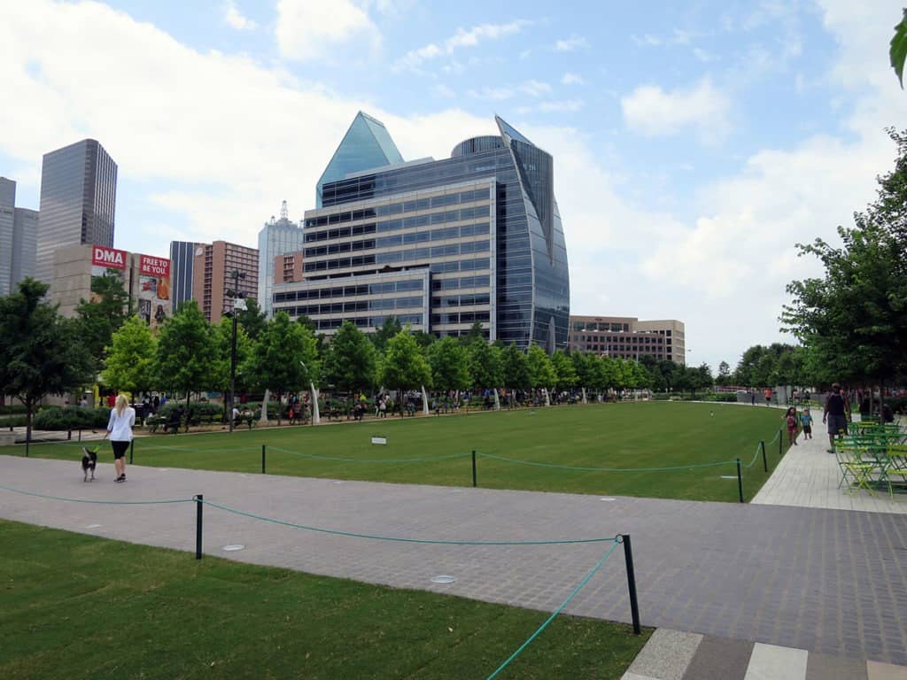 Klyde Warren Park dallas