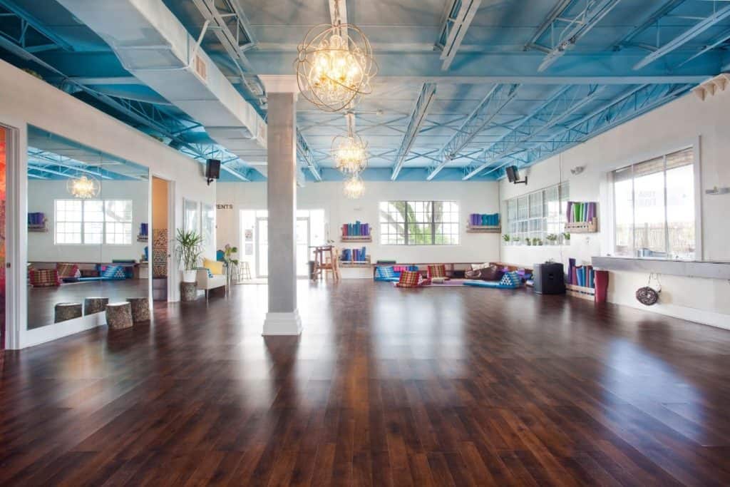 multi purpose warehouse studio miami rental