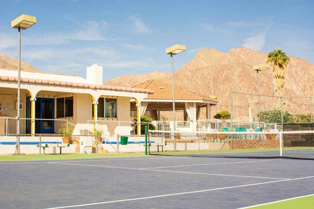 An outdoor tennis court in Los Angeles ideal for team building activities