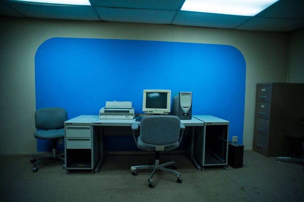 90s Retro Office Space los angeles rental