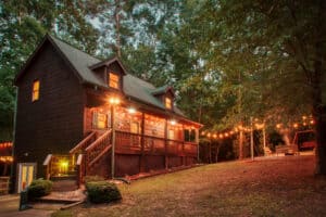 12 Creative Fall Mini Session Ideas (2025) | Peerspace