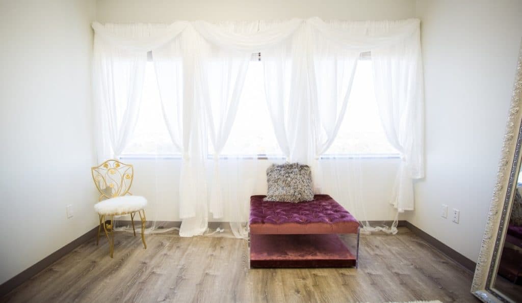 Beautiful Boutique Natural Light Studio houston rental