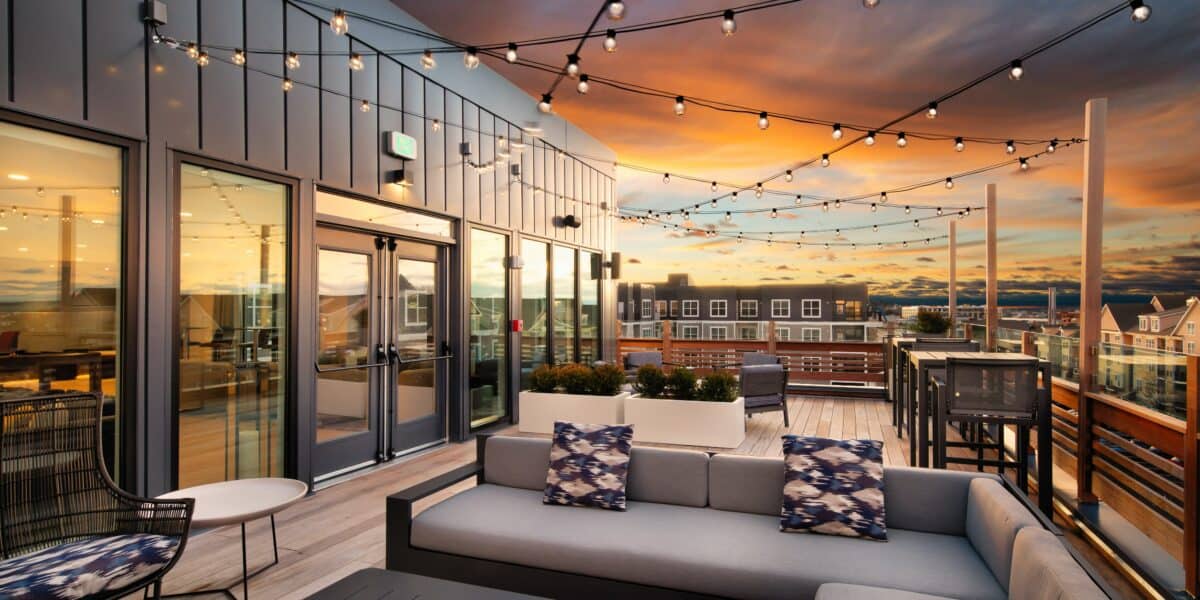 Beautiful Open-Concept Rooftop Lounge in Hingham near Boston