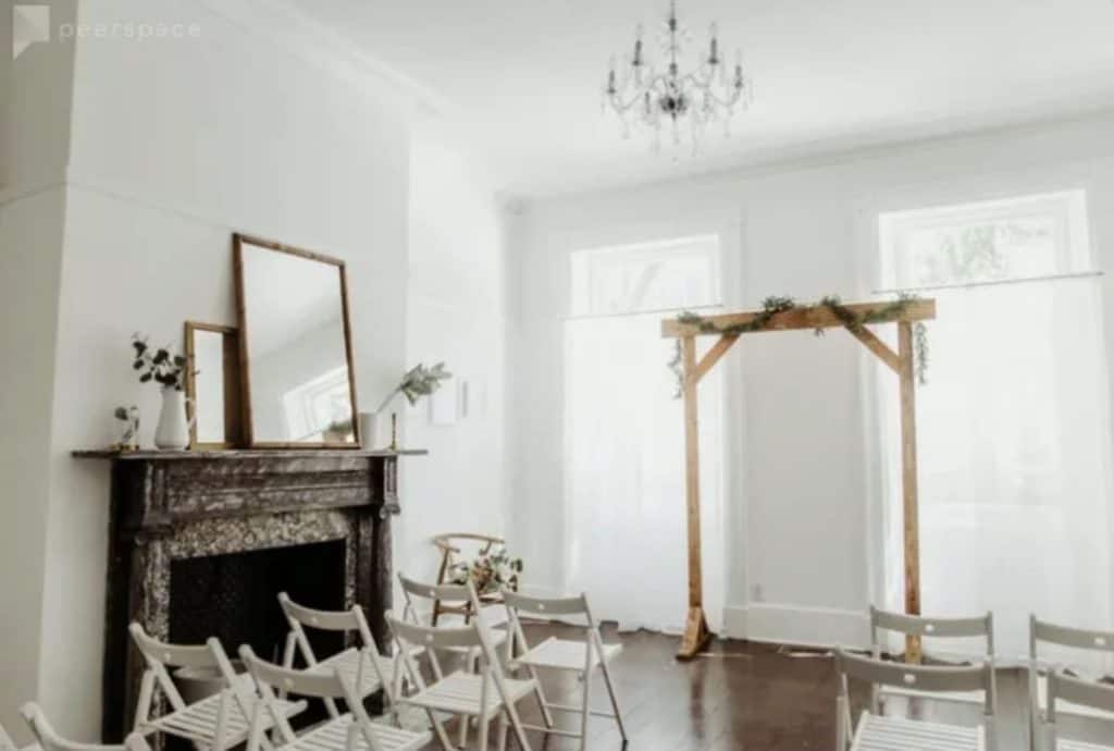 Beautiful White Natural Light Studio philadelphia rental