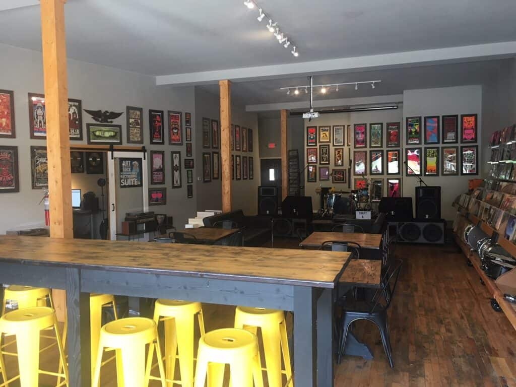 CRAFT & VINYL - Grandview loft type art gallery columbus rental