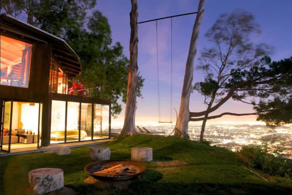 Cabin Treehouse perched at the edge of a cliff los angeles rental