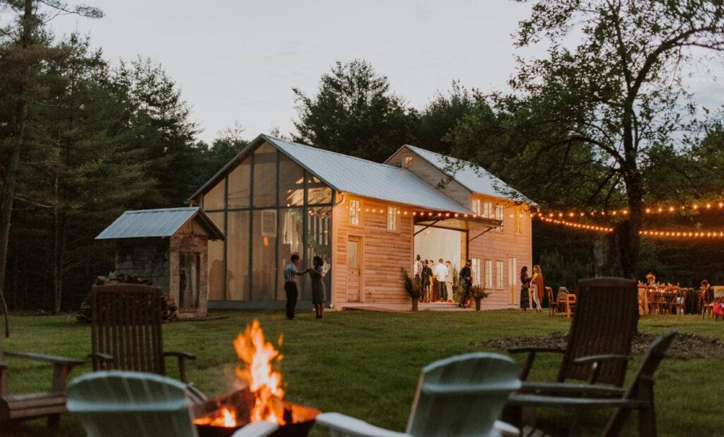 Catskills Barn at Floating Farmhouse