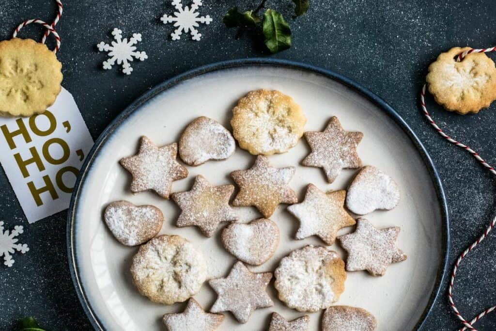 15 Festive Christmas Charcuterie Board Ideas | Peerspace