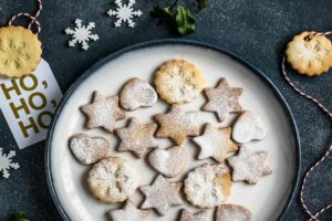 15 Festive Christmas Charcuterie Board Ideas | Peerspace