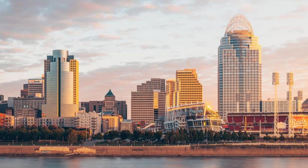 The 8 Best Cityscape Photographers in Cincinnati | Peerspace