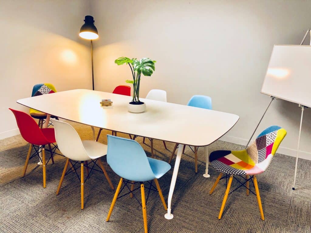 Rent Office space by the Hour in Chicago