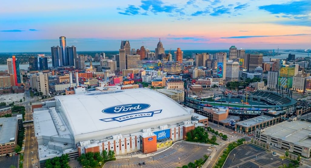 The 8 Best Drone Videographers Shooting Aerial Cinematography in Detroit, MI | Peerspace