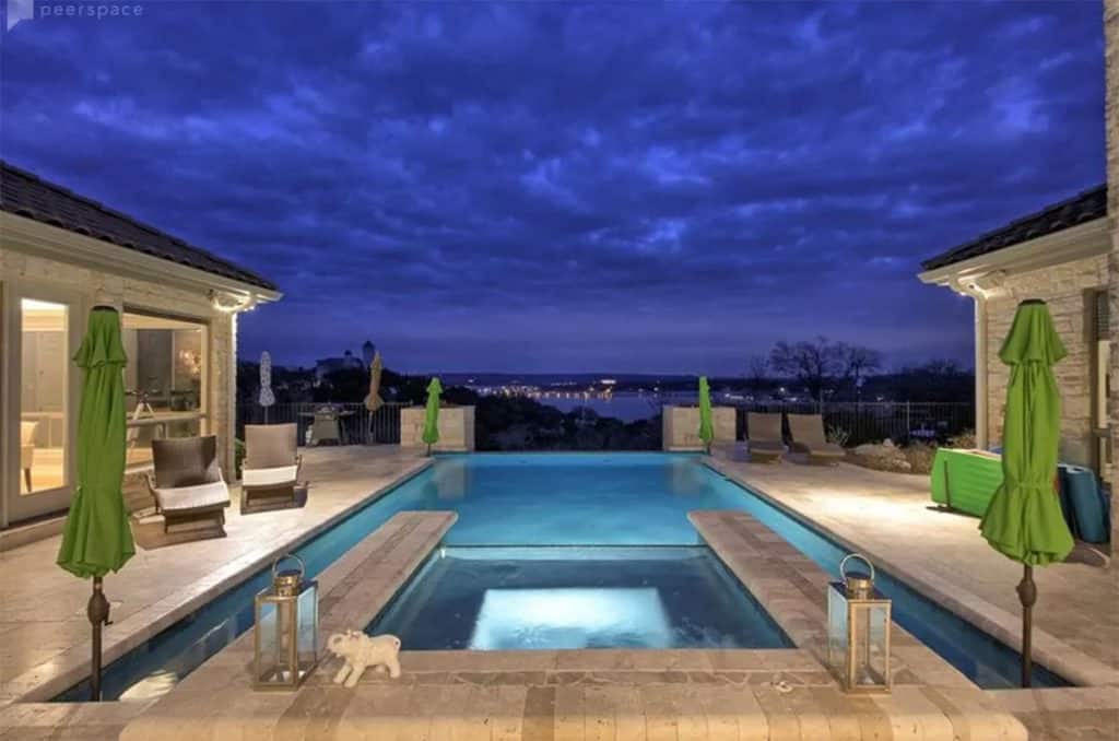 Estate Overlooking Lake Travis austin rental