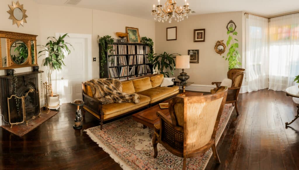 Funky Victorian with Art House Vibes san diego rental