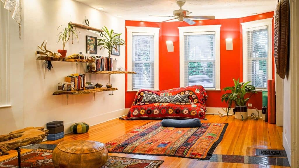 Funky condo in Sommerville boston rental