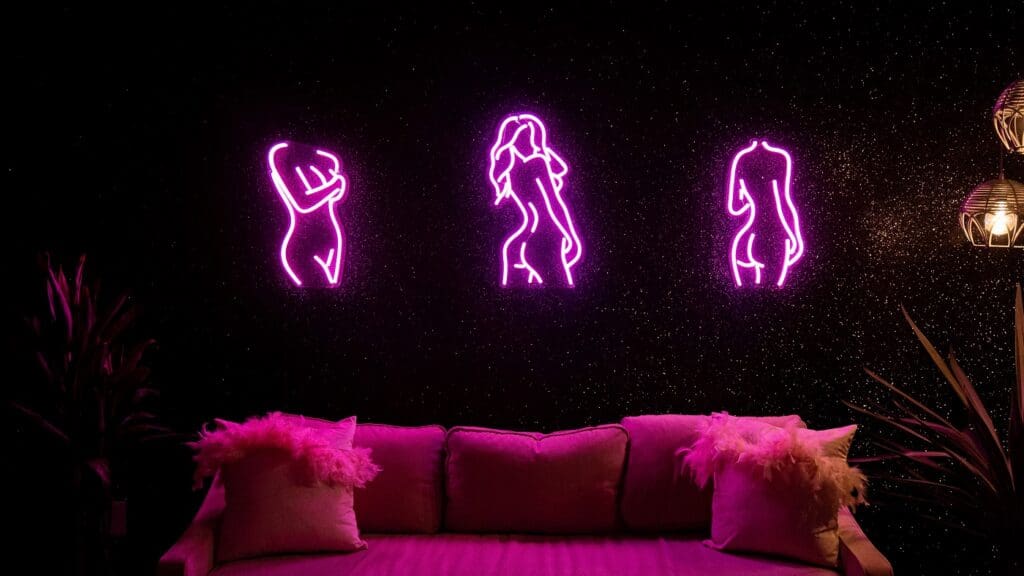 Glamorous, Glitter-Neon Studio los angeles rental