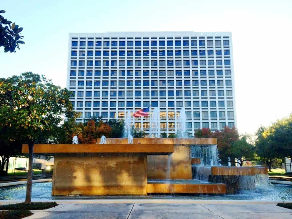 Glass Room near Galleria houston rental
