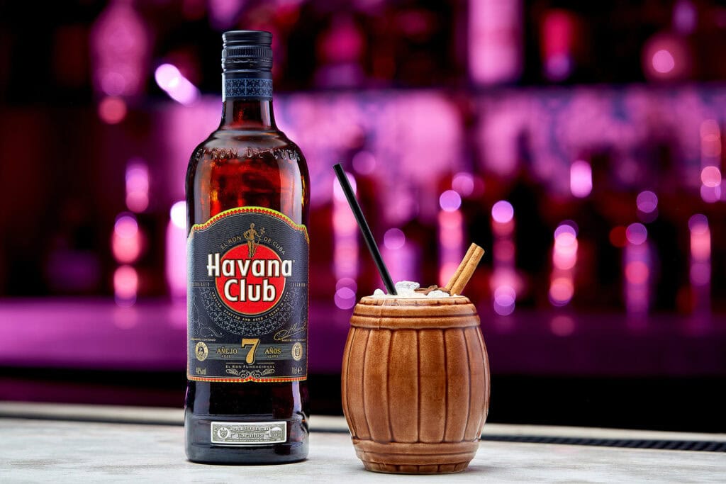 rum-and-coke-on-bar