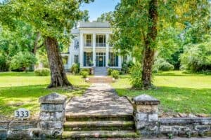 Where Was “Vampire Diaries” Filmed? | Peerspace