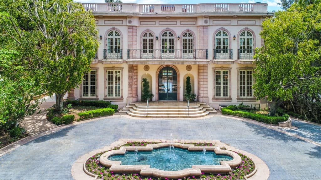 Le Chateau Rose - Versailles Summer Palace los angeles rental