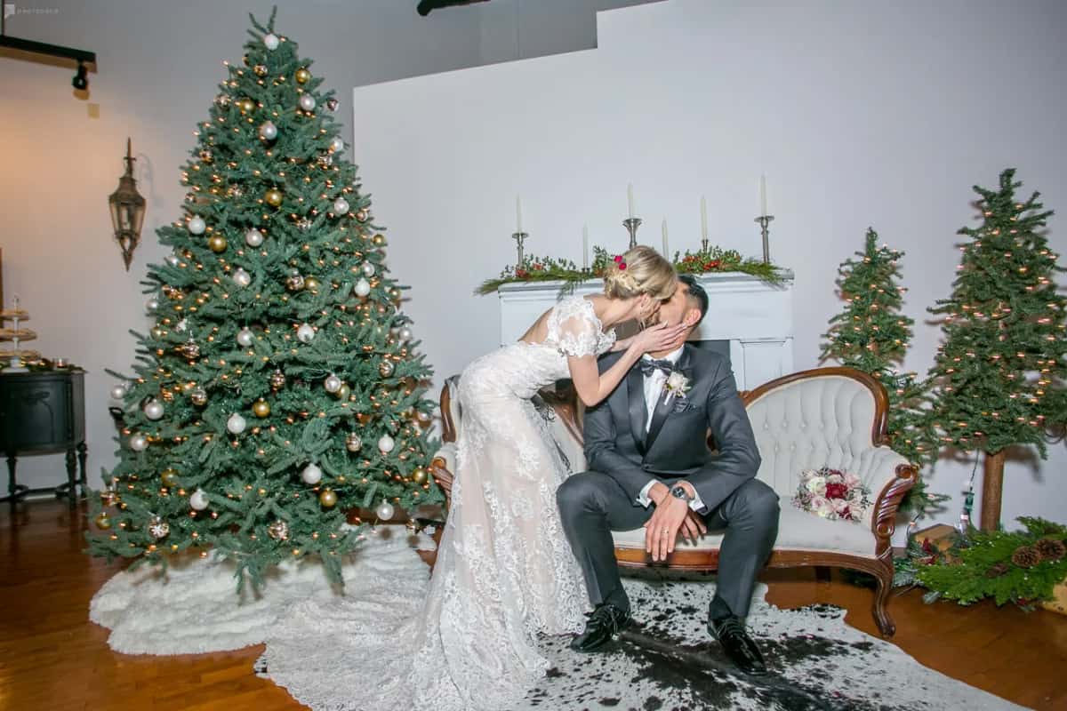 12 Creative December Wedding Ideas: From Venues To Decor & Beyond ...