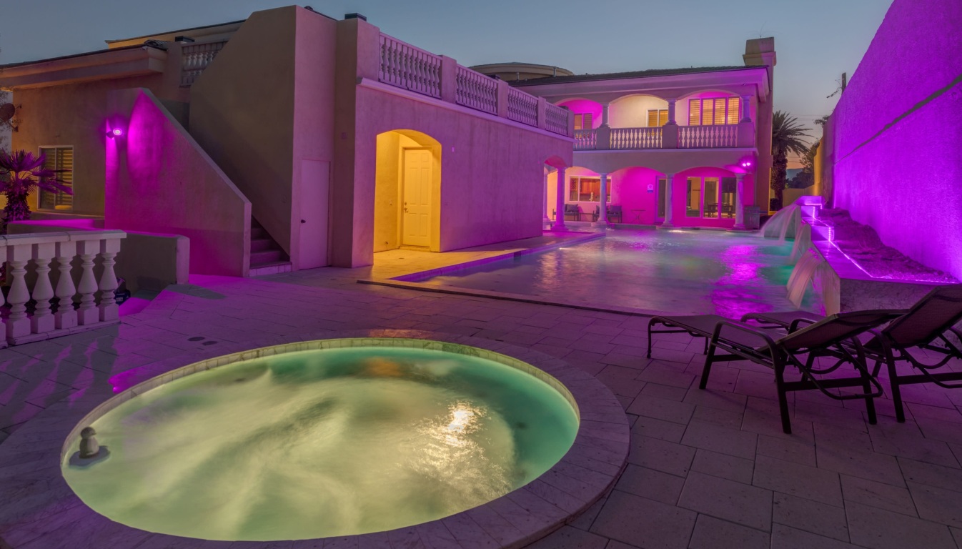 Like an Airbnb Las Vegas Party House, but Better | Peerspace