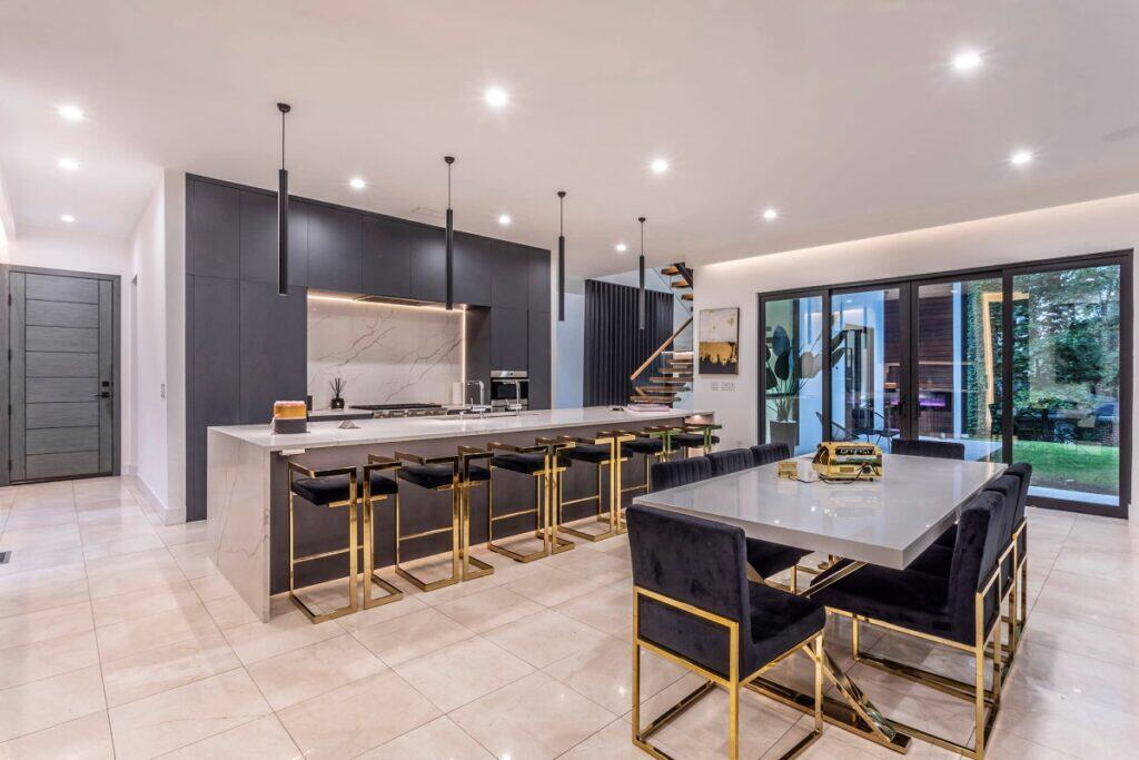 Modern Star Island Home
