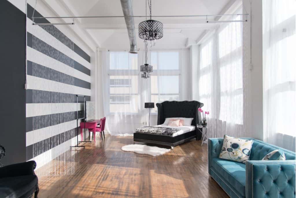 Modern Studio with Black Features dallas rental