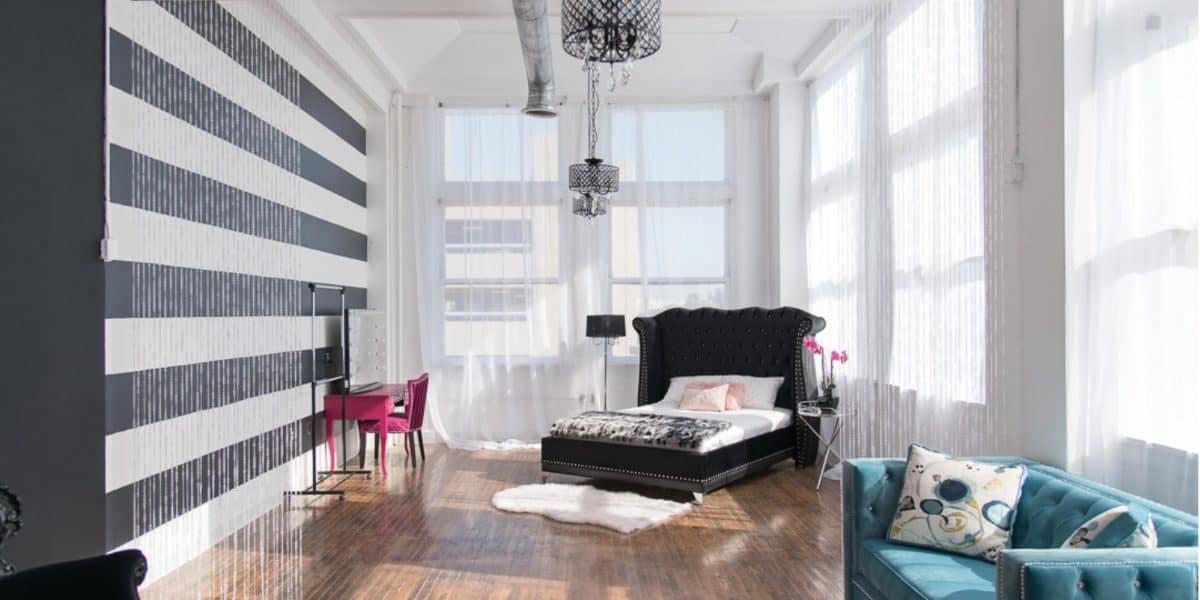 Modern Studio with Black Features dallas rental