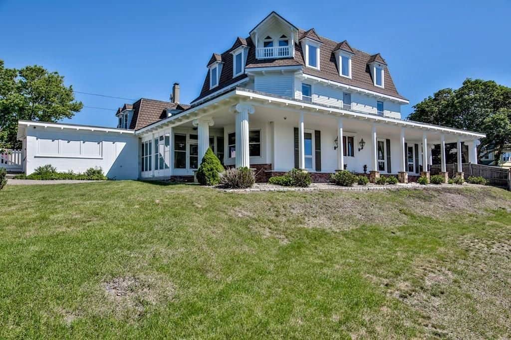 Nahant, Massachusetts Beautiful Victorian home boston rental