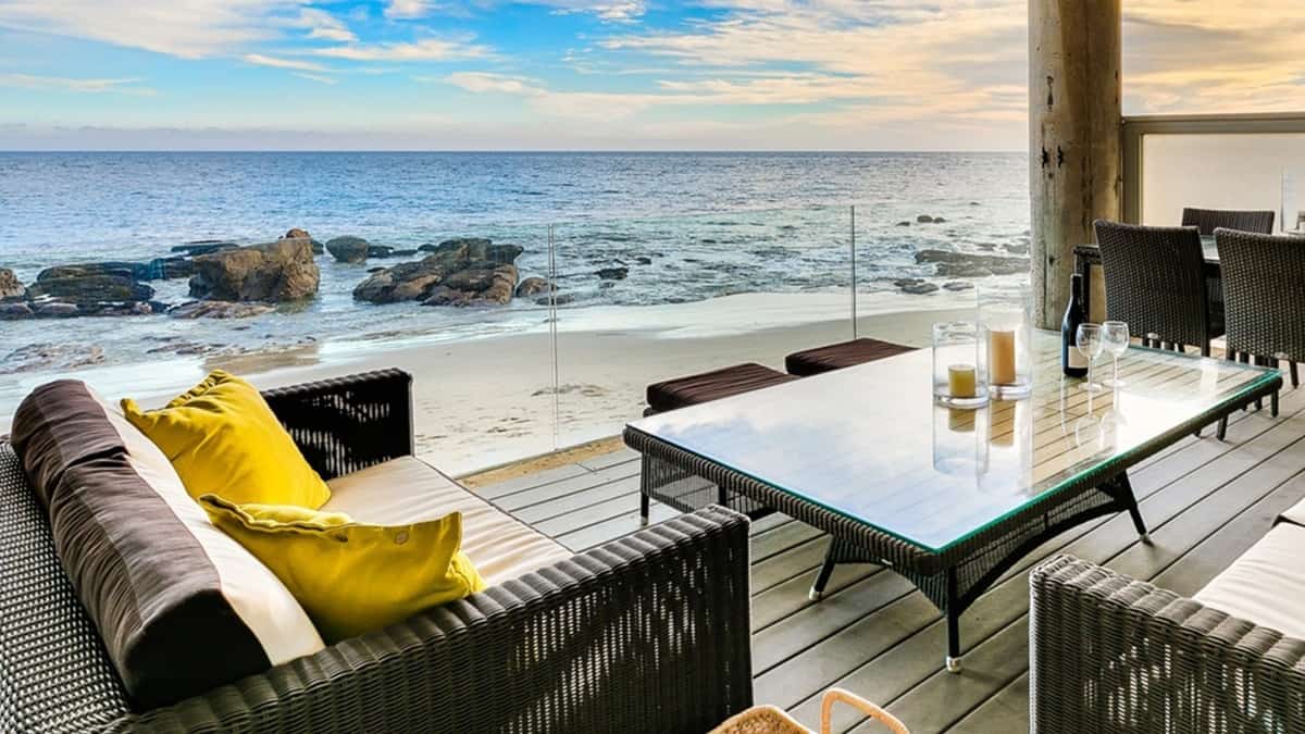 Oceanfront Modern Beach Villa los angeles rental