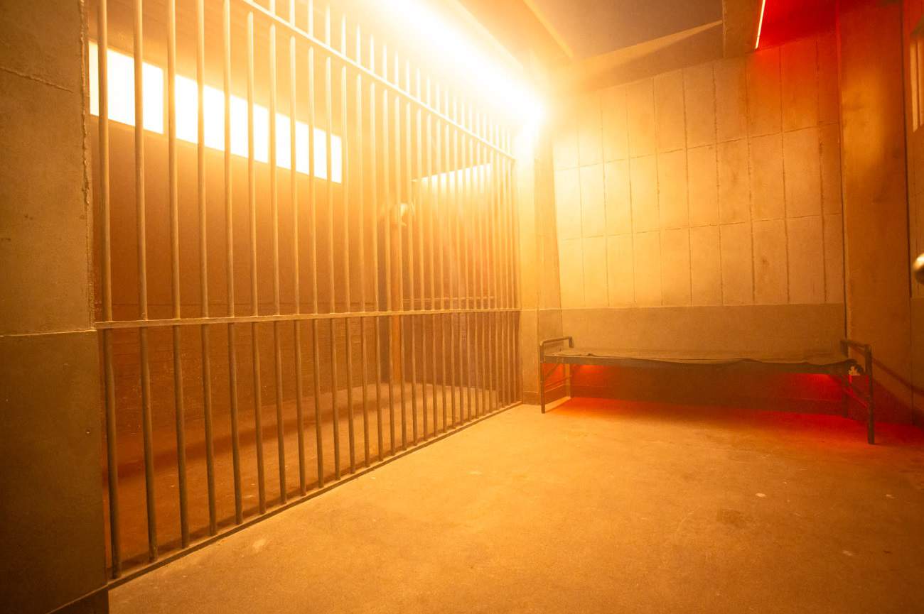 6 Great Jail Sets You Can Rent (2024) | Peerspace