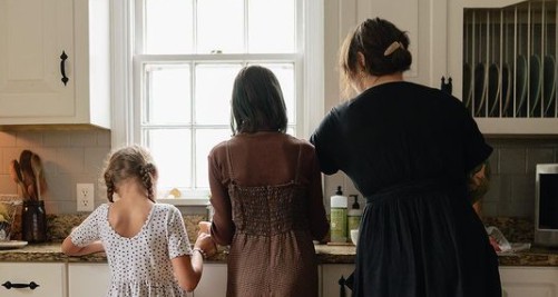Richmond family photographers lead image