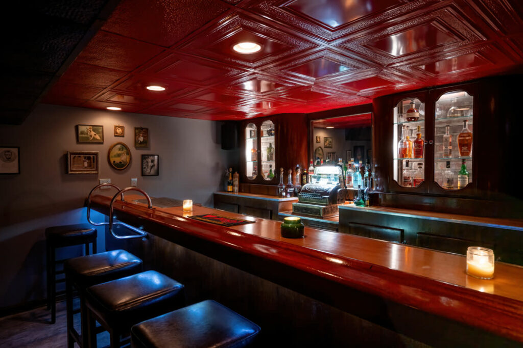 Rick's Speakeasy dearborn michigan rental