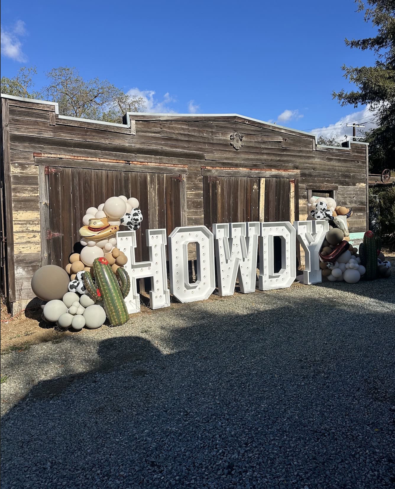 How to Plan a Cowboy Party Theme: A Get-Together With Giddyup | Peerspace