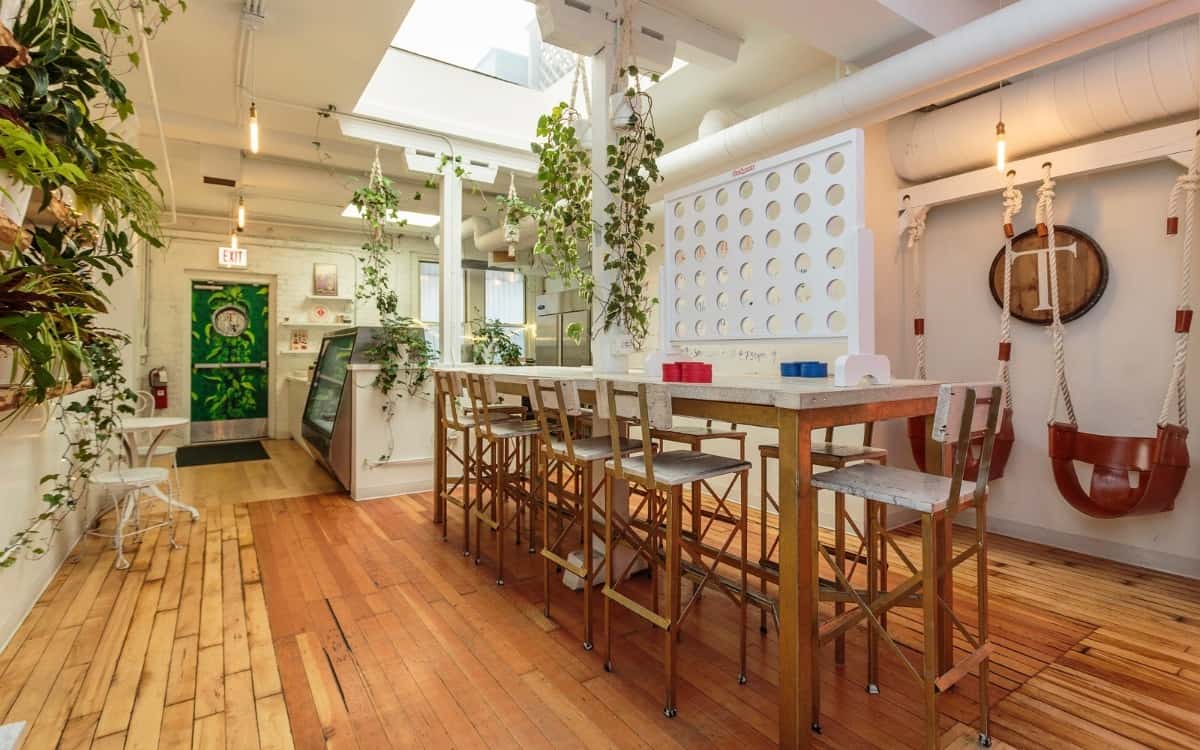 Self-Pour Tasting Bar in Wicker Park chicago rental