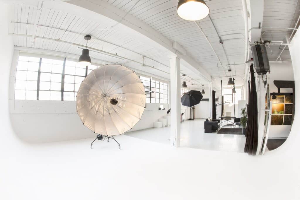 Spacious Fully Equipped Daylight Photo Studio located in Sodo seattle rental