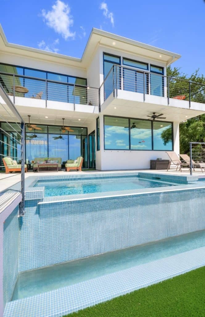 Stylish modern cliff top house austin rental