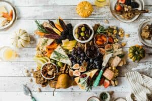 16 Festive Thanksgiving Charcuterie Board Ideas | Peerspace